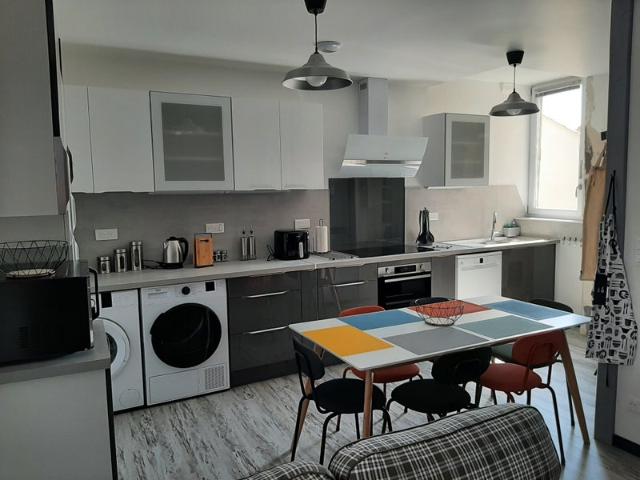 Chambres dans grand appartement – tram 3 min