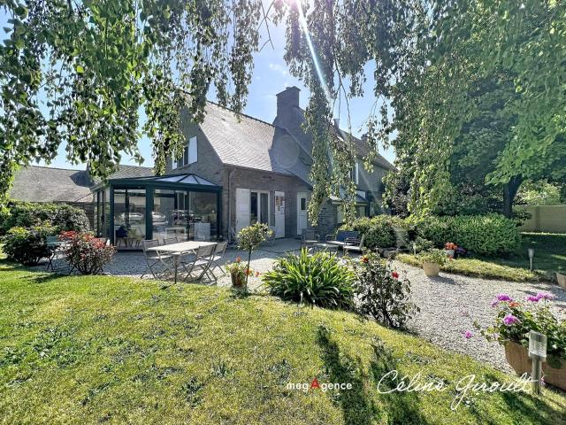 Chambres d'hôtes et dépendance au coeur de la Baie ! 165m² Céaux