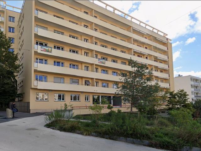Chambres meublées quartier Ouchy à deux pas des transports en communs