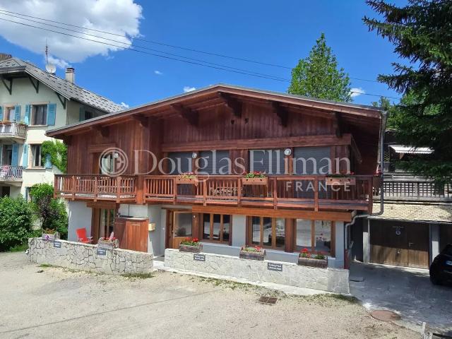 CHAMONIX Appartement T3 proche centre de Chamonix