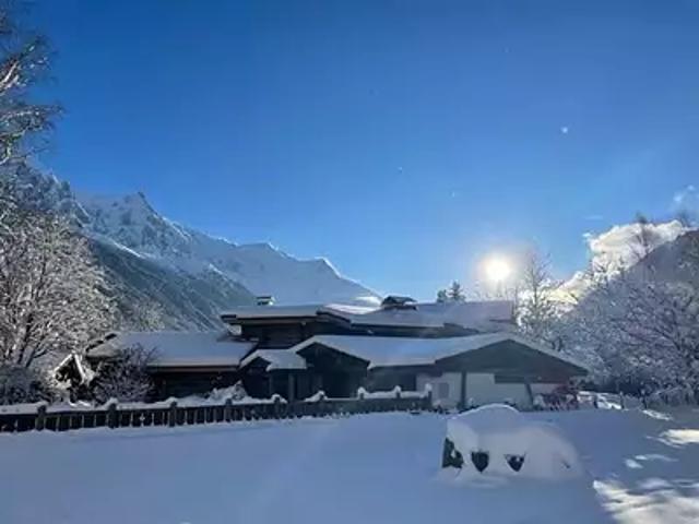 Chamonix Mont Blanc 74400 Achat / Vente maison 10 pièces t10 piscine