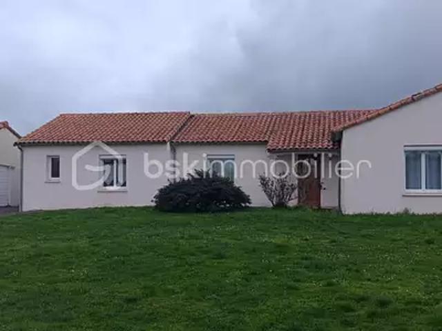 Champagné le Sec 86510 Achat / Vente maison 7 pièces t7 piscine terrasse