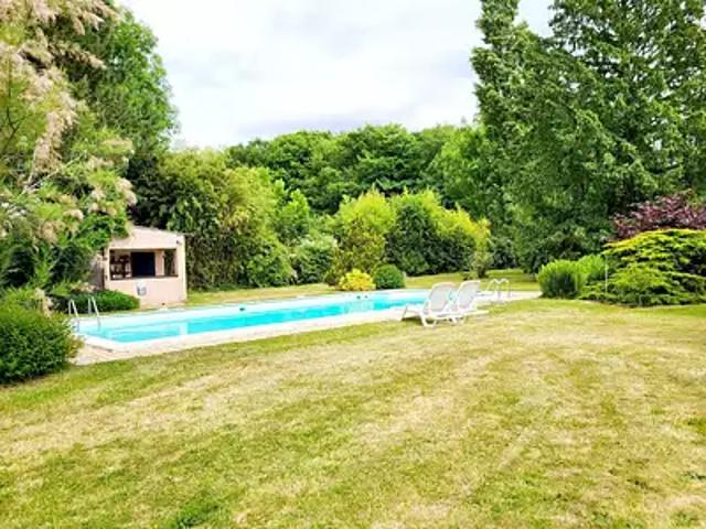 Champcevrais 89220 Achat / Vente maison 4 pièces t4 piscine jardin