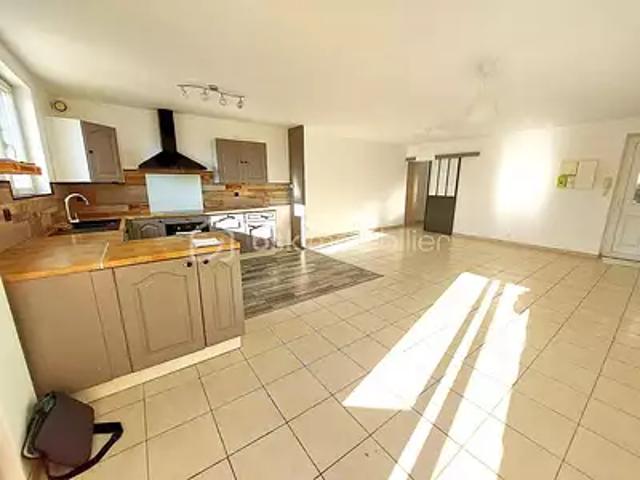 Champigny 89340 Achat / Vente appartement 3 pièces t3 terrasse