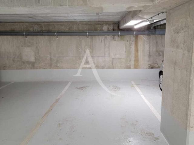 Champigny sur Marne Location Parking / Garage 94