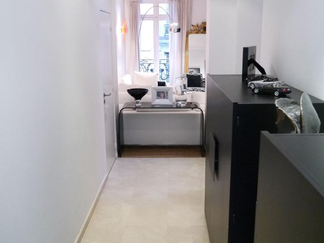 Champs Elysees Boetie 3b2b, Paris Amsterdam Apartments for Rent