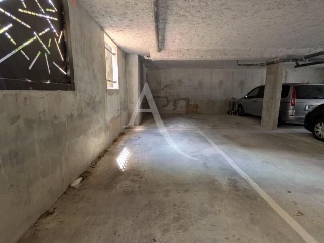 Champs sur Marne Vente Parking / Garage 77