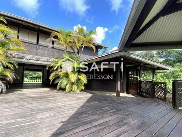 CHAMPS VIRGILE Propriété de charme 230m2 / 1 hectare plat & jolie crique