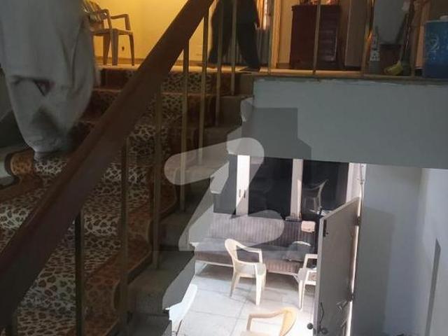 Chance Deal: 500 Sq Yrd Owner Built Bungalow with 4 Beds | West Open near Badban DHA Phase 5
