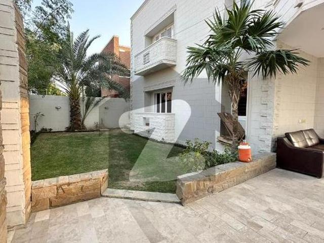 Chance Deal 600 Yard Bungalow Available For Sale DHA Phase 6