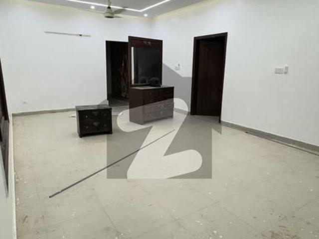 Chance Deal 2 Unit Bungalow For Sale West Open Street House With Basement 3+ Bedroom Drawings Dining Lounge With Guard Room With Powder Washroom In Phase Vi Karachi Tile Flooring DHA Phase 6