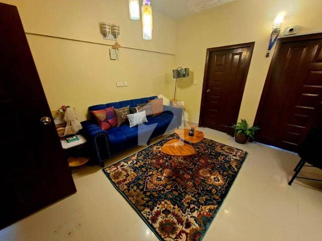 Chance Deal Well Maintained 2 Bedrooms Apartment For Sale in Seher Commercial 4th Floor Without Lift DHA Phase 7