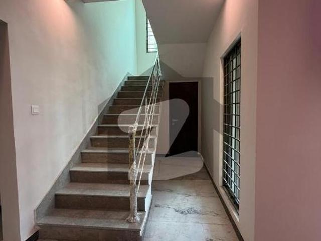 CHANCE DEAL AT Prime Location In Askari 6 300 Square Yards House For Sale Askari 6