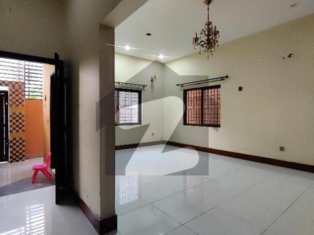 Chance Deal, Beautifully Maintained 300 Sqryd House For Sale, Furnished. Gulistan e Jauhar Block 15