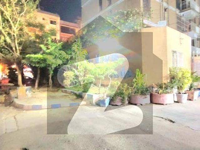 CHANCE DEAL: Flat In Maymar Arcade Gulshan E Iqbal Block 16