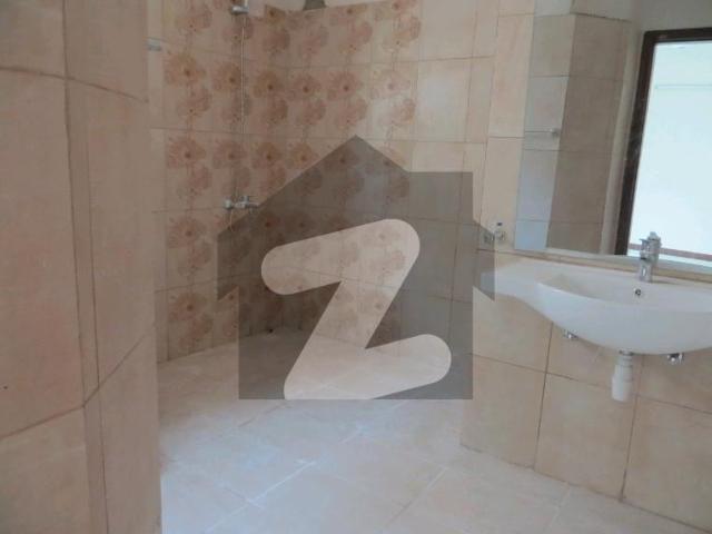 Chance deal suh hamza designe 500 square yards leased house sector g askari v malir cantt karachi for sale askari 5 sector g