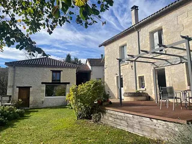 Chancelade 24650 Achat / Vente maison 7 pièces t7 piscine