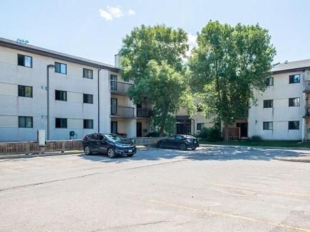 Chancellor Square Apartments