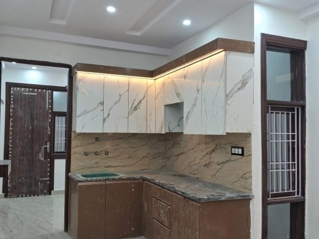 Chanakya Place, West Delhi 2 Bedroom 725 Sq. Ft. Builder Floor in Chanakya Place Delhi Listing ID: #10119