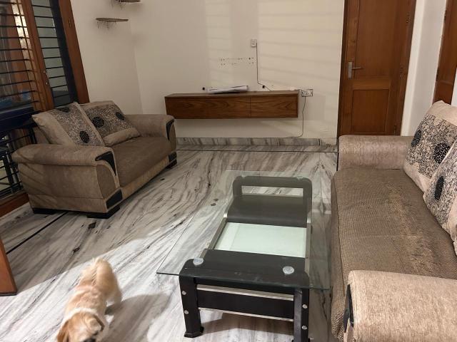 Chanakyapuri 2 Bedroom 375 Sq. Yd. Apartment in Chanakyapuri Delhi Listing ID: #10389