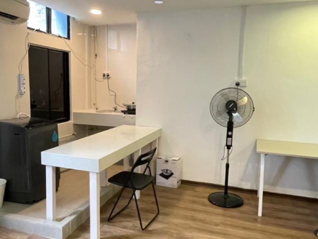 CHANGI ROAD Corner Terrace For Rent, $1,900, 1 Bed 1 Bath 350 sqft $5.43 psf