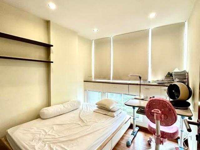 Changi Rise Condominium D18, Condominium
