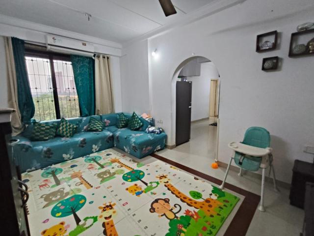 Chand CHS 1 Bedroom 600 Sq. Ft. Apartment in Juhu Mumbai Listing ID: #10036