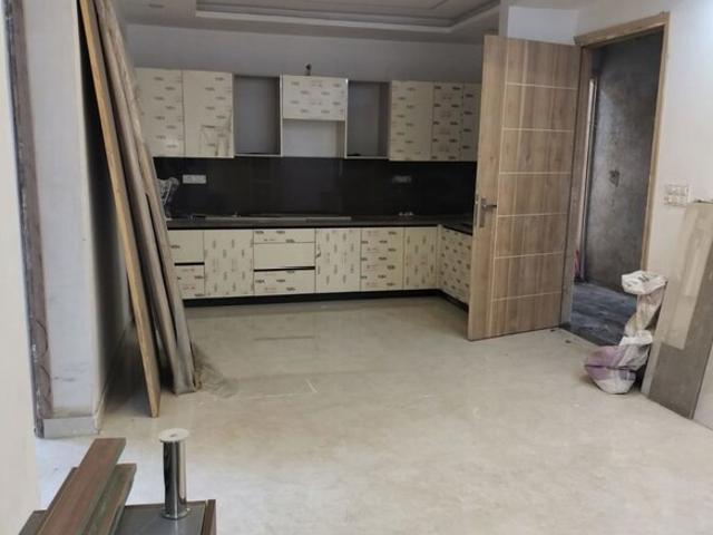 Chandanwari 3.5 Bedroom 2000 Sq. Ft. Apartment in Sector 10 Dwarka Delhi Listing ID: #9963