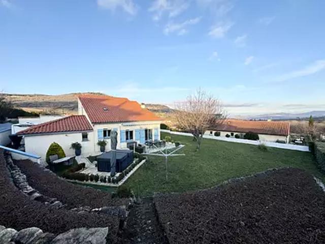 Chanonat 63450 Achat / Vente maison 5 pièces t5 parking