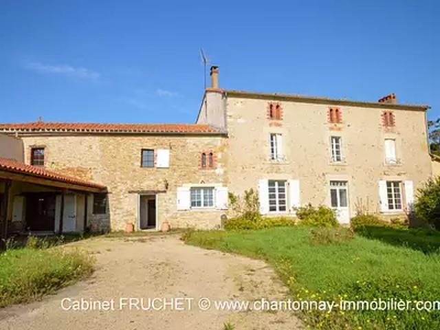 Chantonnay 85110 Achat / Vente maison 8 pièces t8