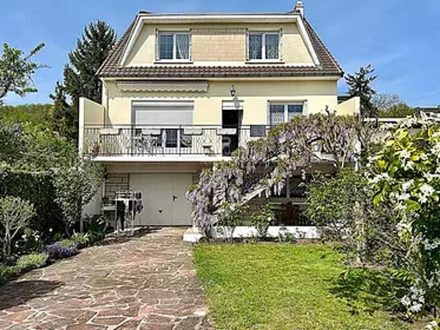 Chanteloup les Vignes 78570 Achat / Vente maison 7 pièces t7 au dernier étage terrasse