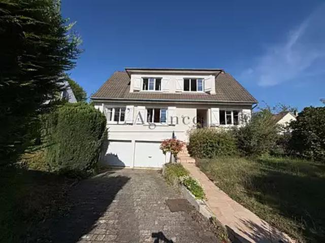 Chantilly 60500 Achat / Vente maison 8 pièces t8 cave parking