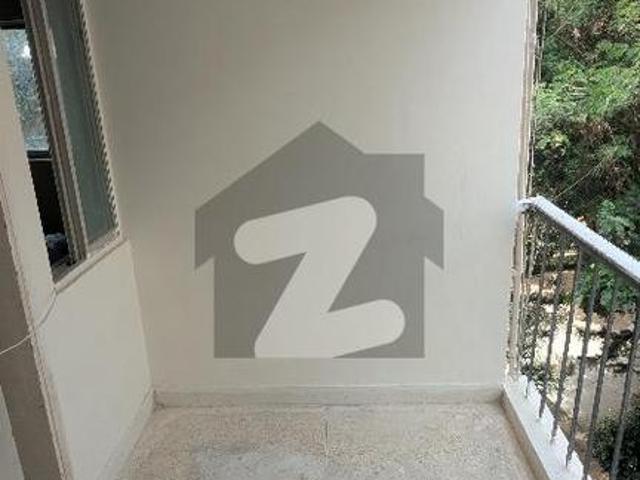 Chapal Beach Luxury Fully Renovated Apartment Near Russian Consulate And Dolman Mall Clifton Block 4