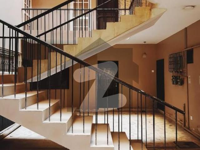 Chapal Beach Luxury Renovated 4 Bed Apartment For Rent In Clifton Block 4 Near Dolmen Mall Clifton Block 4