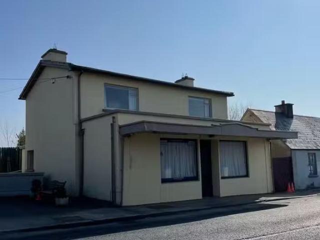 Chapel Street, Tarbert, Tarbert, Co. Kerry, V31NA48 is for sale