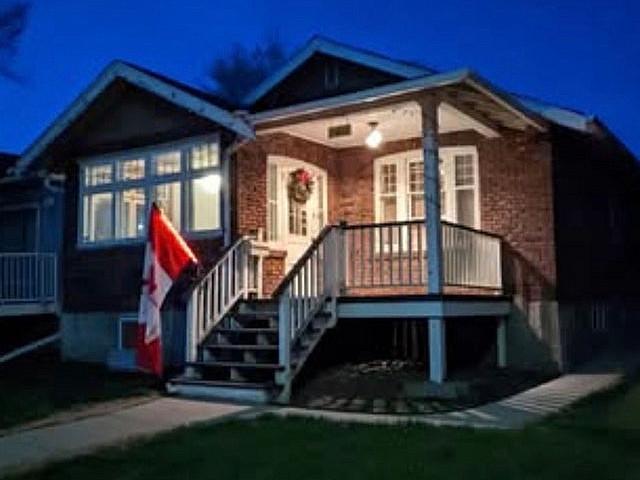 Character 3 bedroom Main Floor House — $1250/month