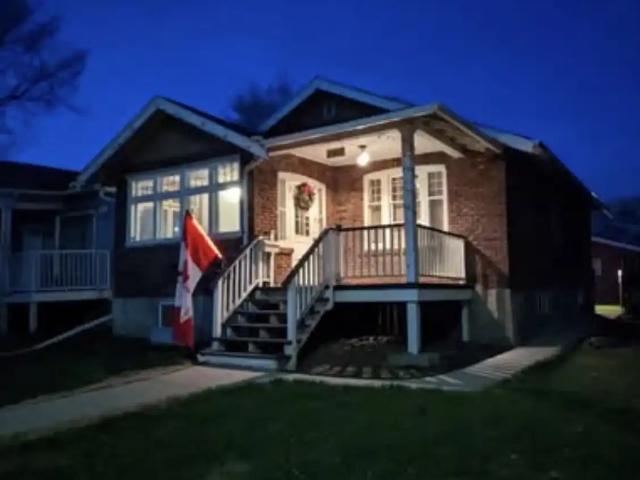 Character 3 Bedroom Main Floor House — $1300/month