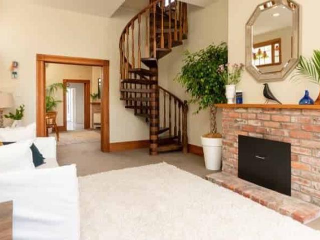 Character Cottage in the Heart of Mt Victoria