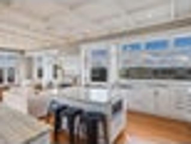 Character, Contemporary Style & Spectacular Views