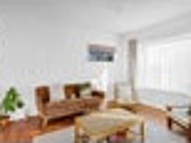 Character and Charm in Frankleigh Park