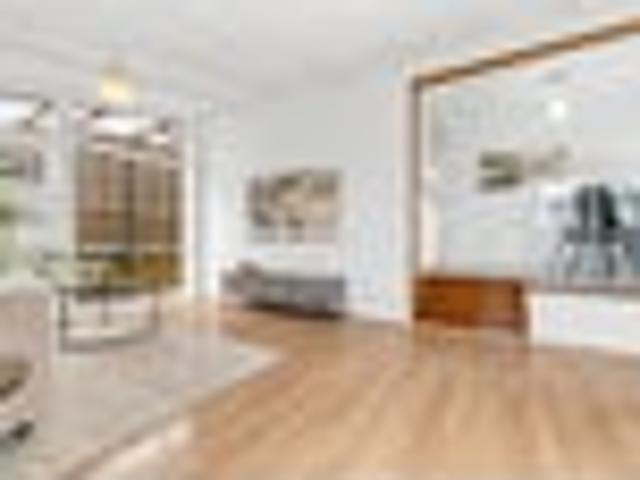 Character Living with Extra Space