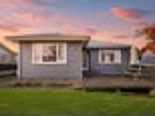 Character & Modern | Freehold Near Hospital