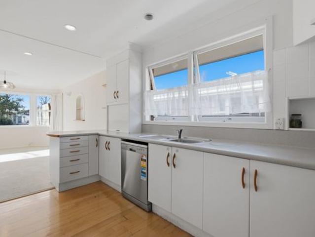Character, Space & a Fantastic Cherrywood Location