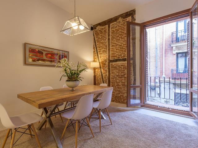 Characterful and Stylish Apartment in Justicia