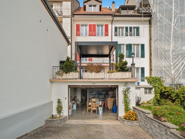 Ideal für eine große Familie: Stadthaus, 285 m² Wohnfläche