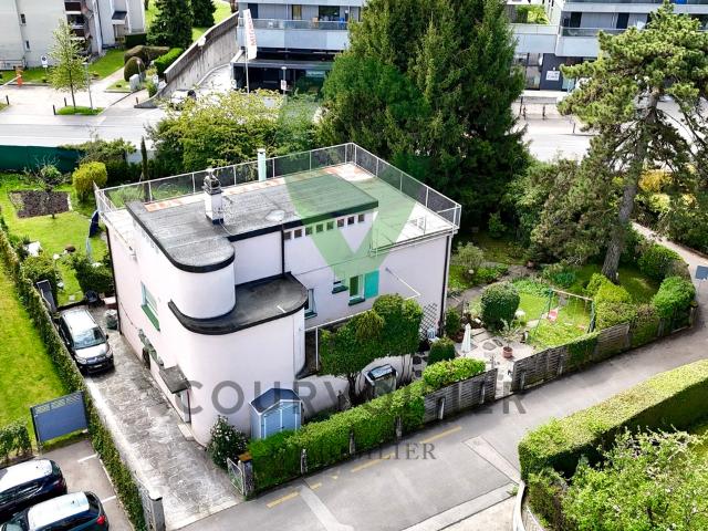 Charakteristisches Haus mit 2 Wohnungen im Zentrum von Rolle