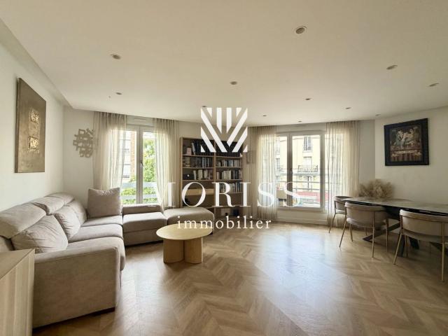 Charenton le Pont – Appartement de 3 pièces de 80 m2 + 2 balcon