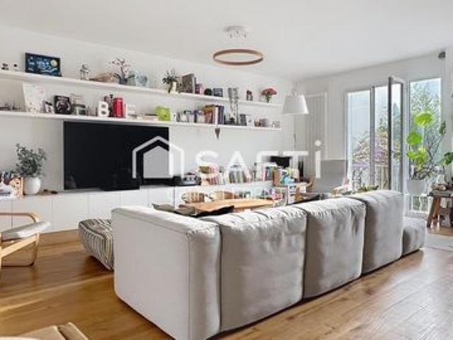 Charentonneau, maison familiale de 6 Pièces