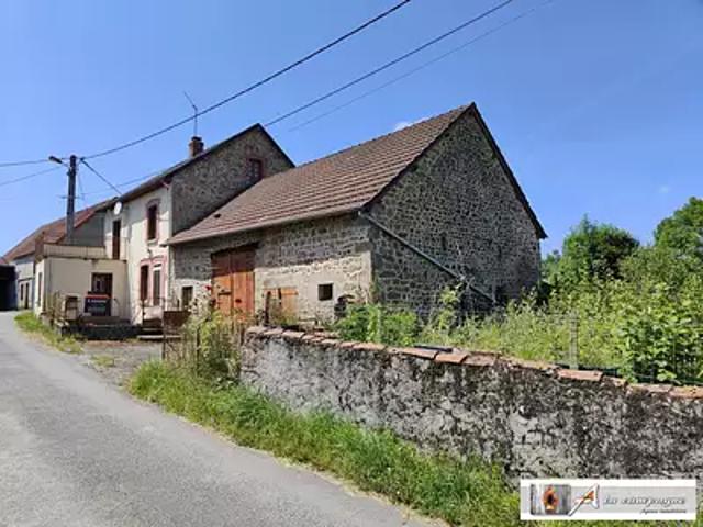 Charensat 63640 Achat / Vente maison 6 pièces t6 parking