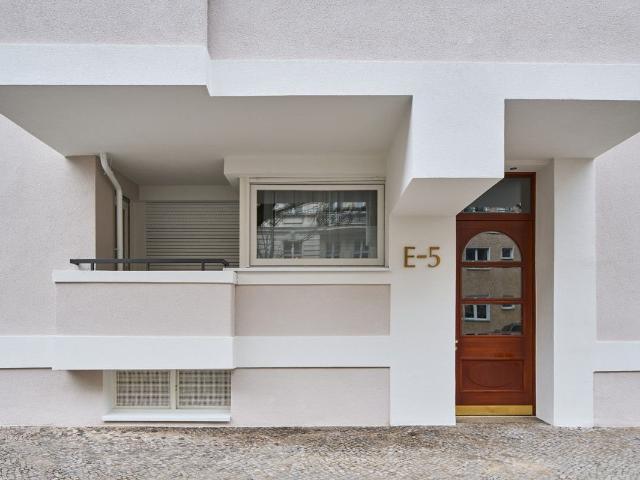 Charlottenburg: Eislebener Str: SANIERTE 4 Zi Whg, 92m² 1.OG + SÜD Loggia verfügbar ab SOFORT
